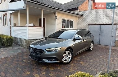 Универсал Opel Insignia 2017 в Прилуках