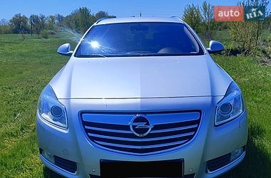 Універсал Opel Insignia 2012 в Нових Санжарах