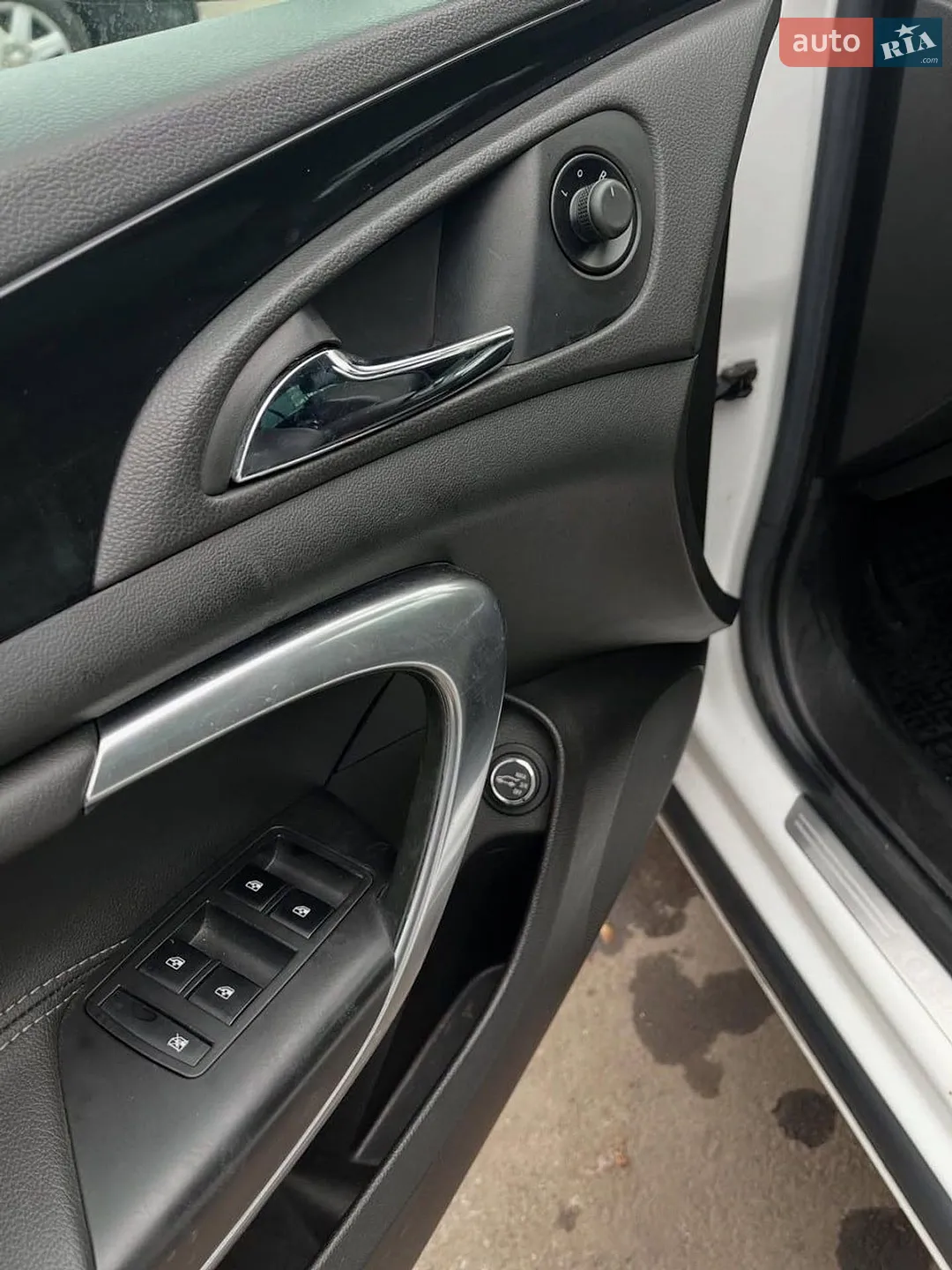 2011 Opel Insignia - мініатюра 10
