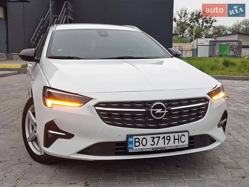 Opel Insignia 2021