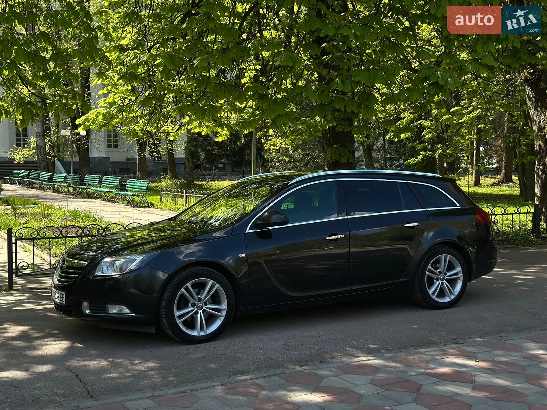 2013 Opel Insignia - мініатюра 2
