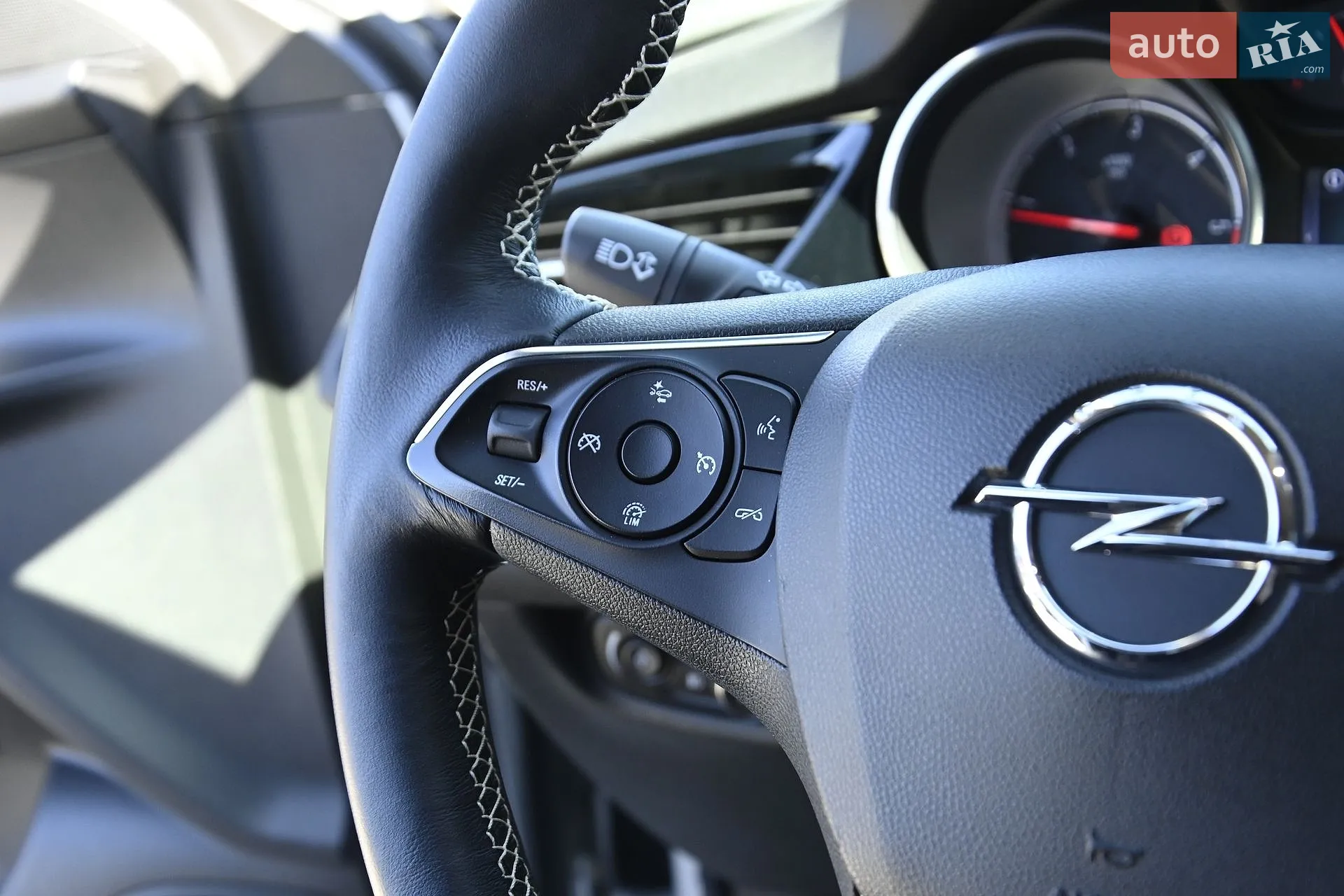 2017 Opel Insignia - мініатюра 24
