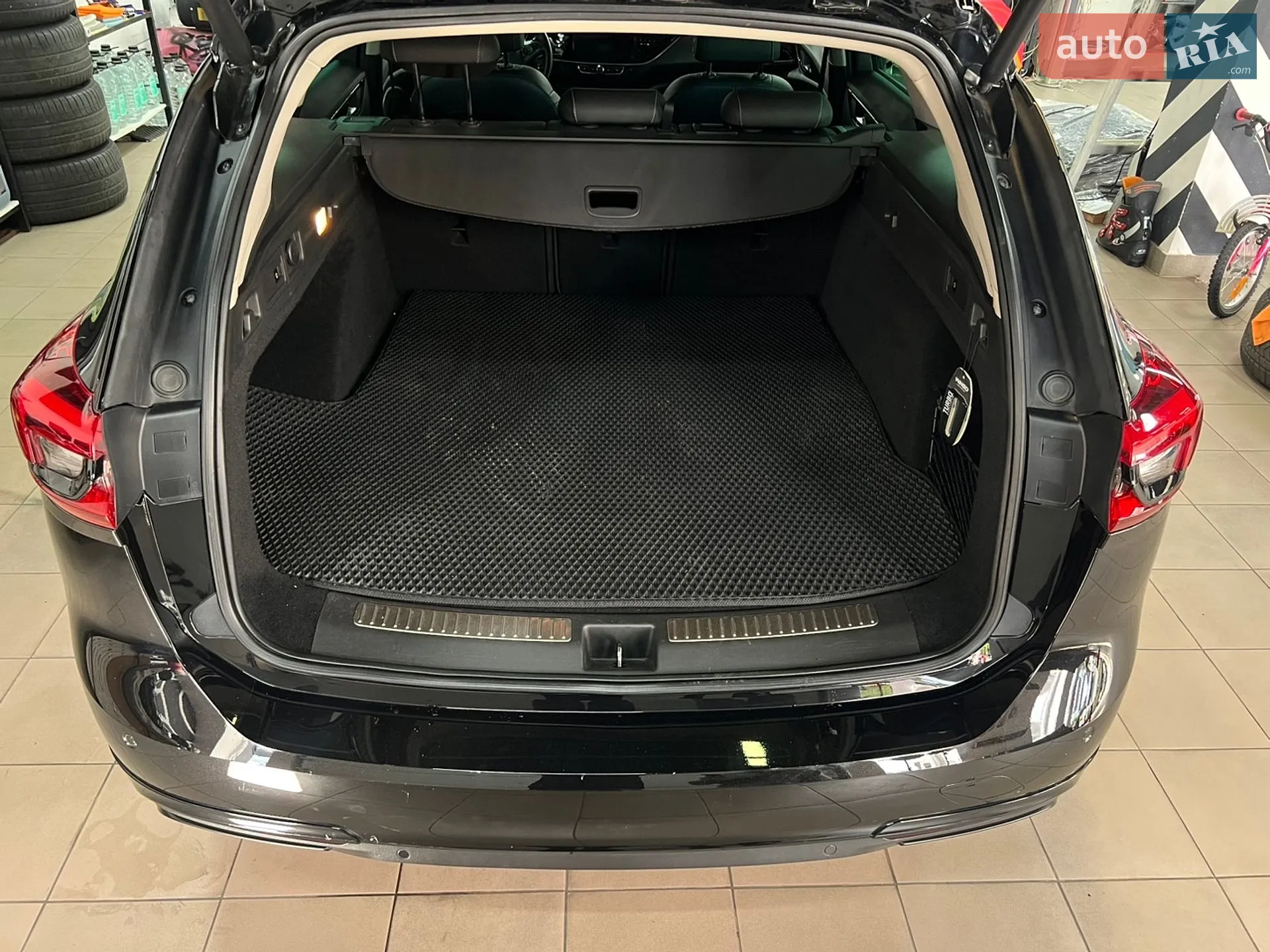 2019 Opel Insignia - мініатюра 13