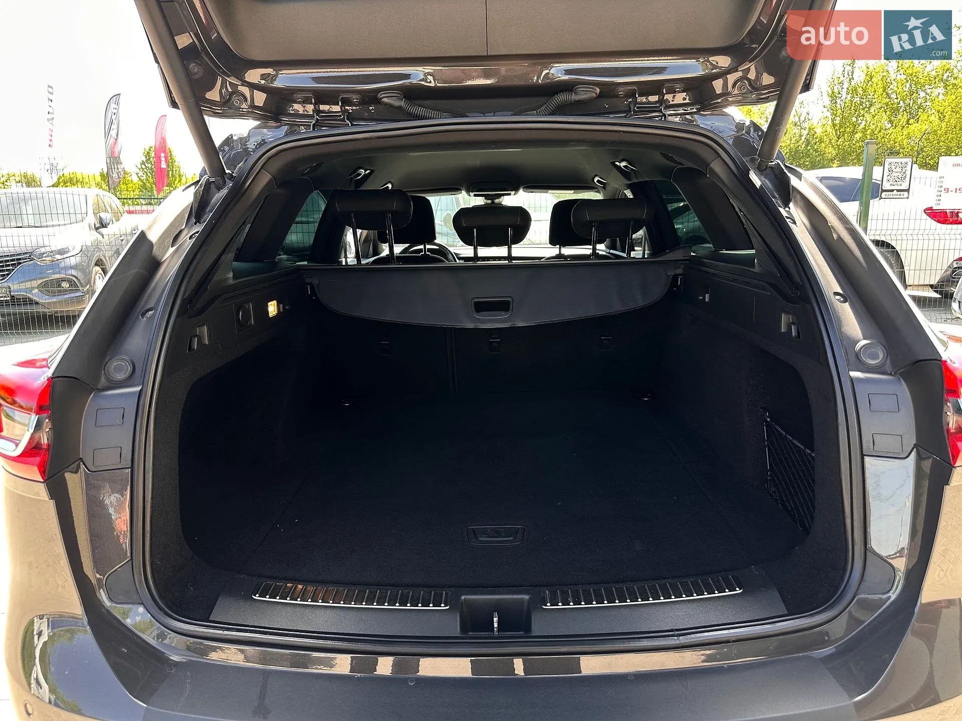 2022 Opel Insignia - мініатюра 30