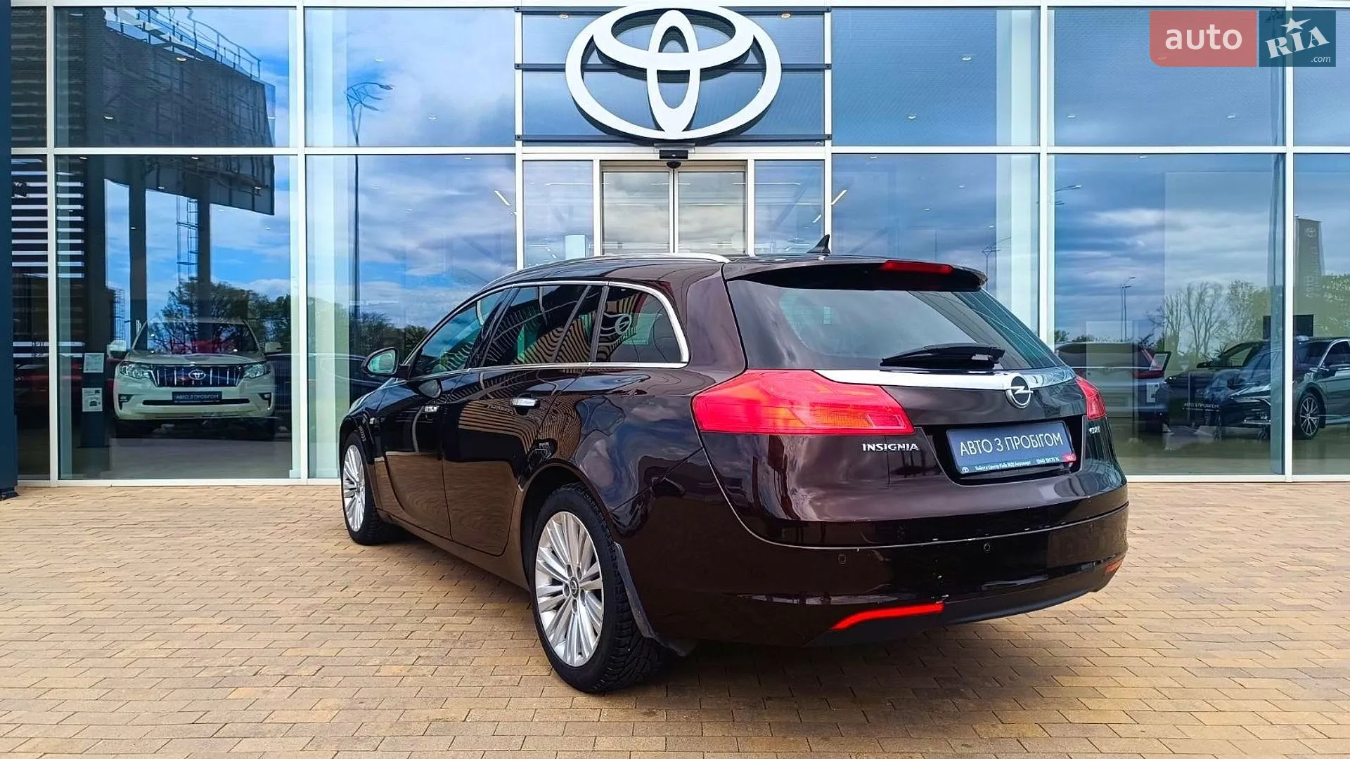2013 Opel Insignia - мініатюра 2