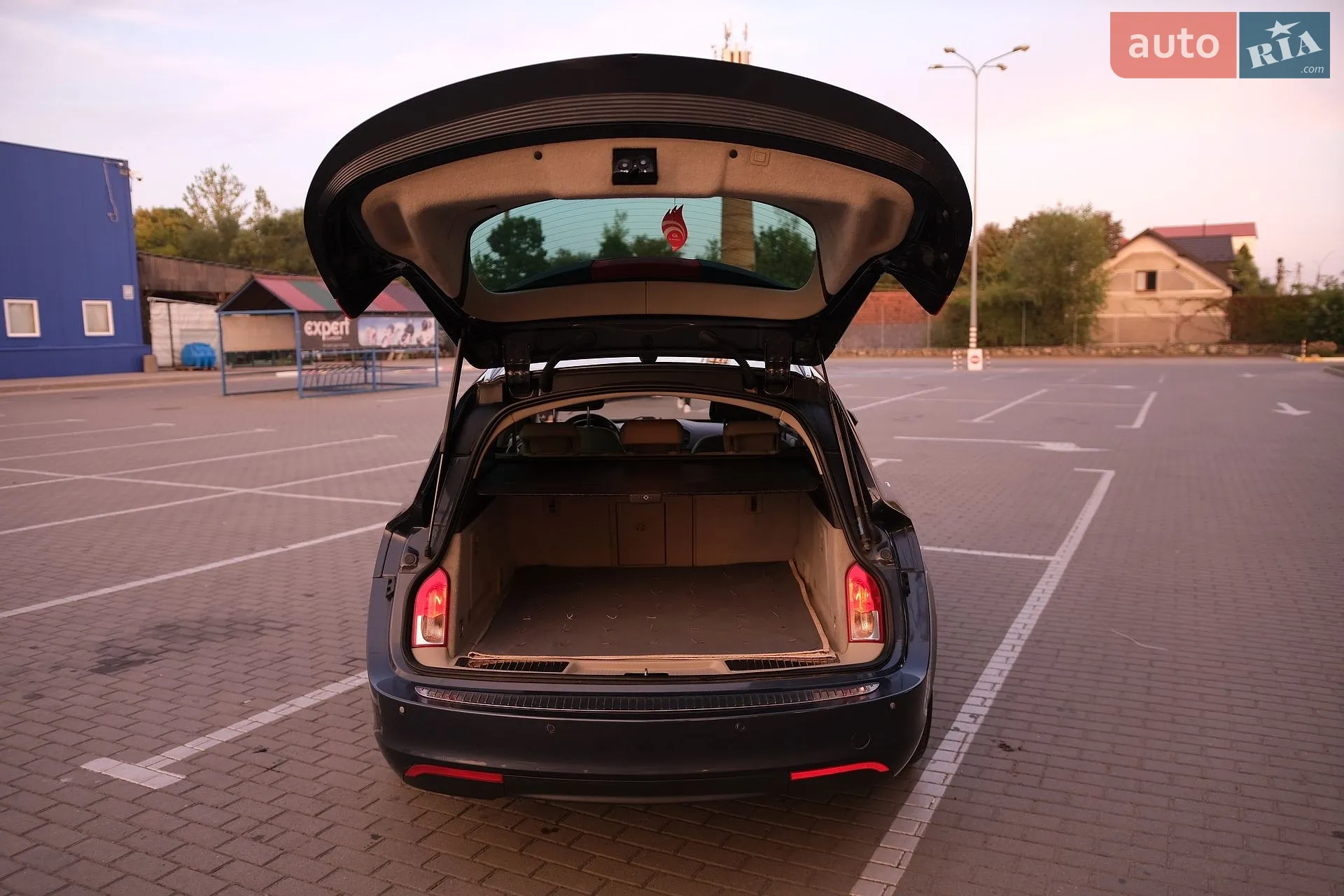 2010 Opel Insignia - мініатюра 16