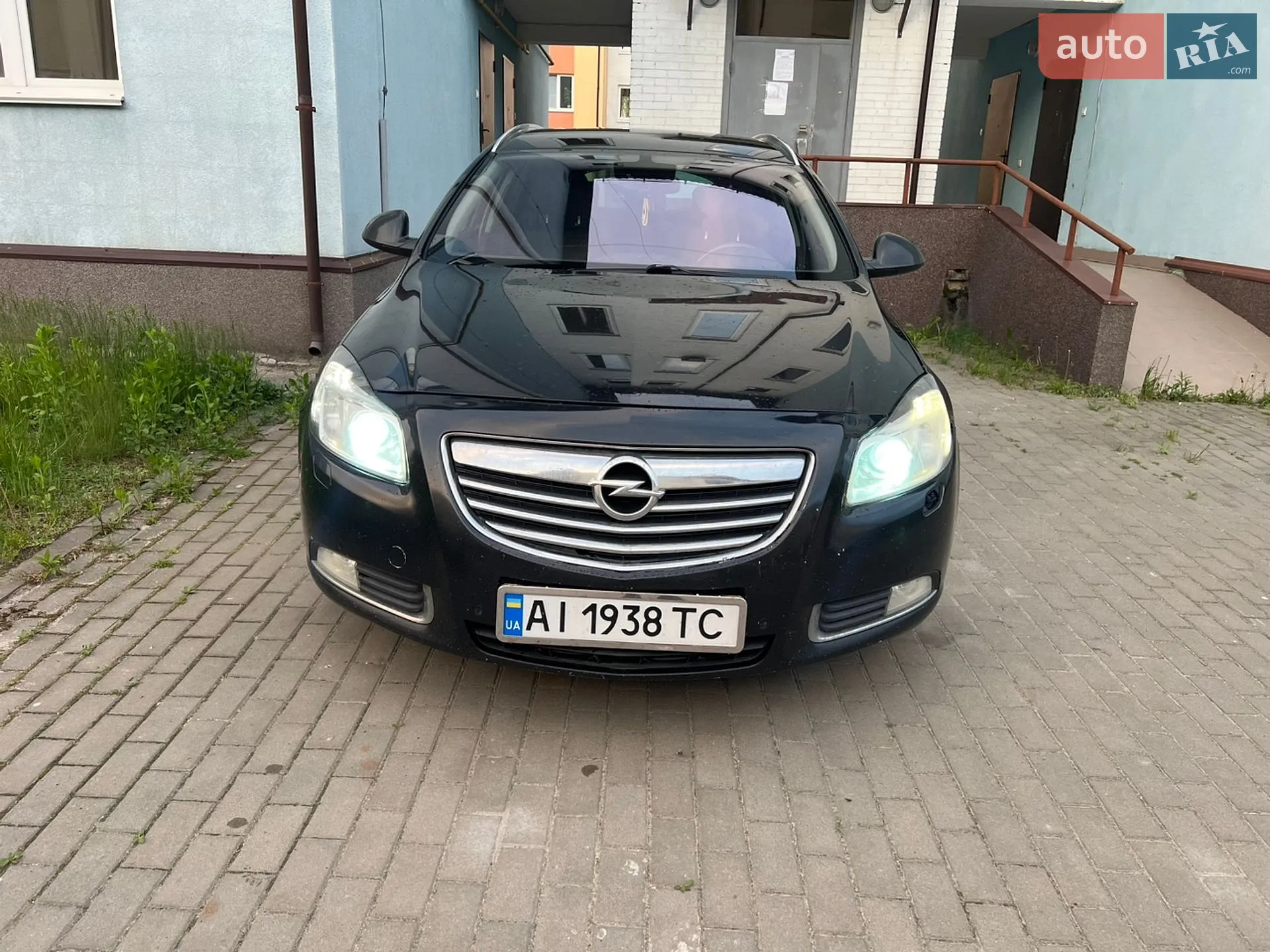2010 Opel Insignia - мініатюра 13