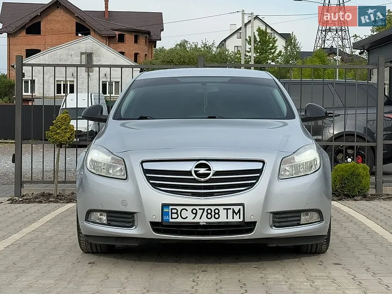 Opel Insignia 2012