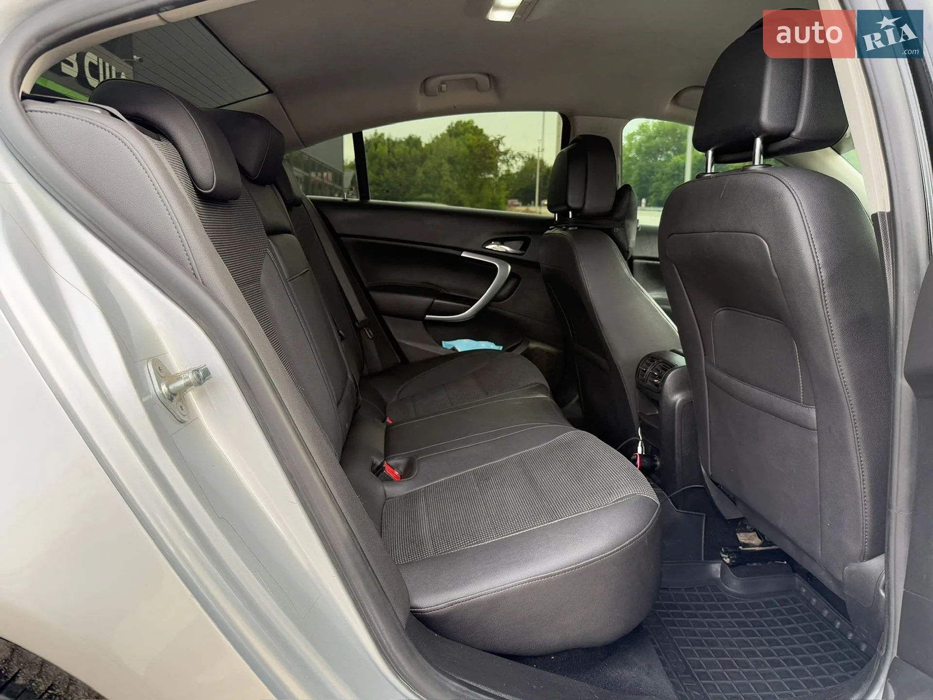 2012 Opel Insignia - мініатюра 17