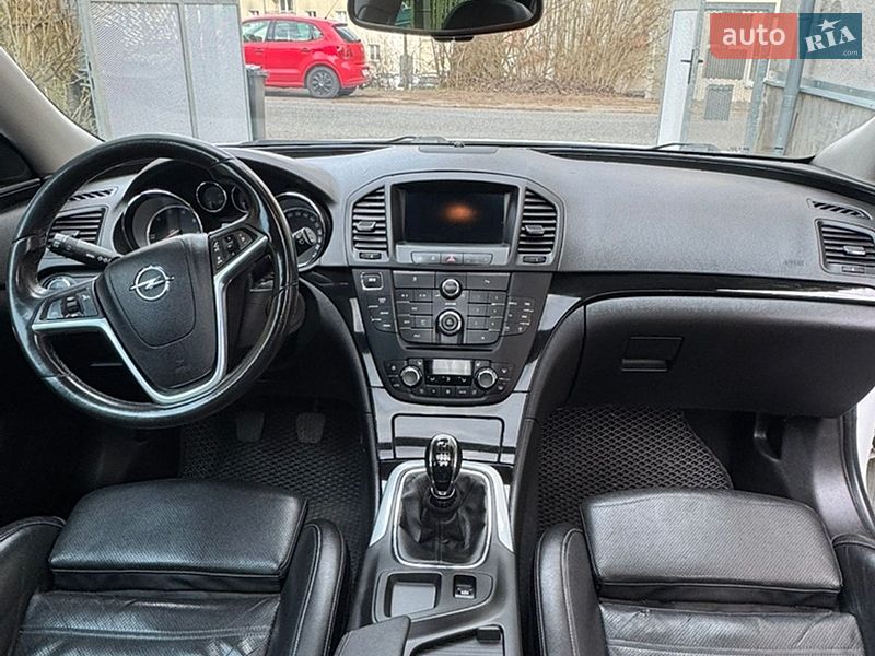Универсал Opel Insignia 2013 в Долгом фото 14 Универсал Opel Insignia 2013 в Долгом