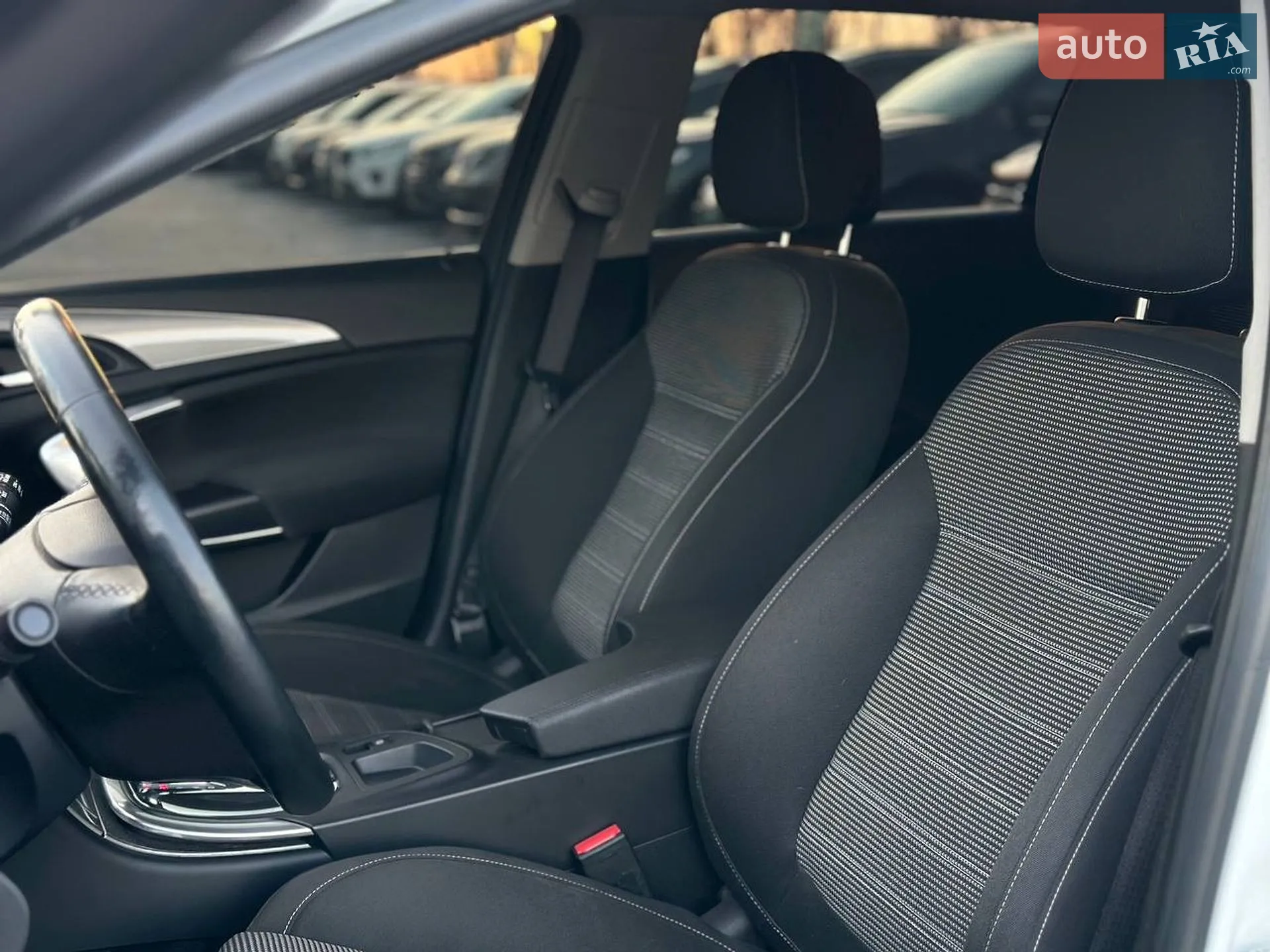 2016 Opel Insignia - мініатюра 8