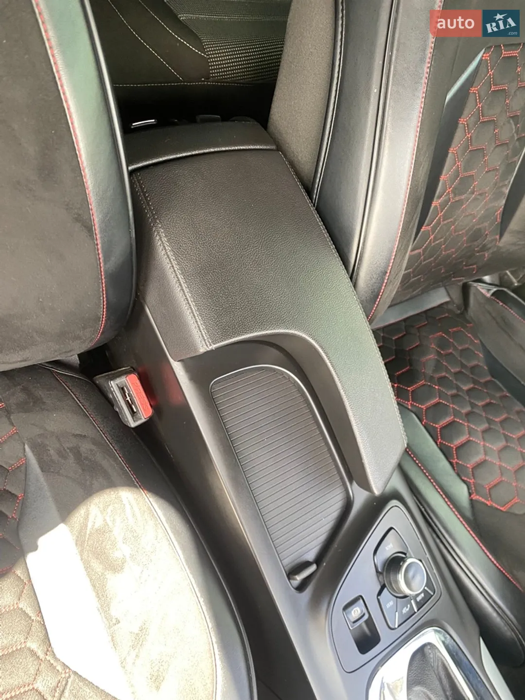 2010 Opel Insignia - мініатюра 16