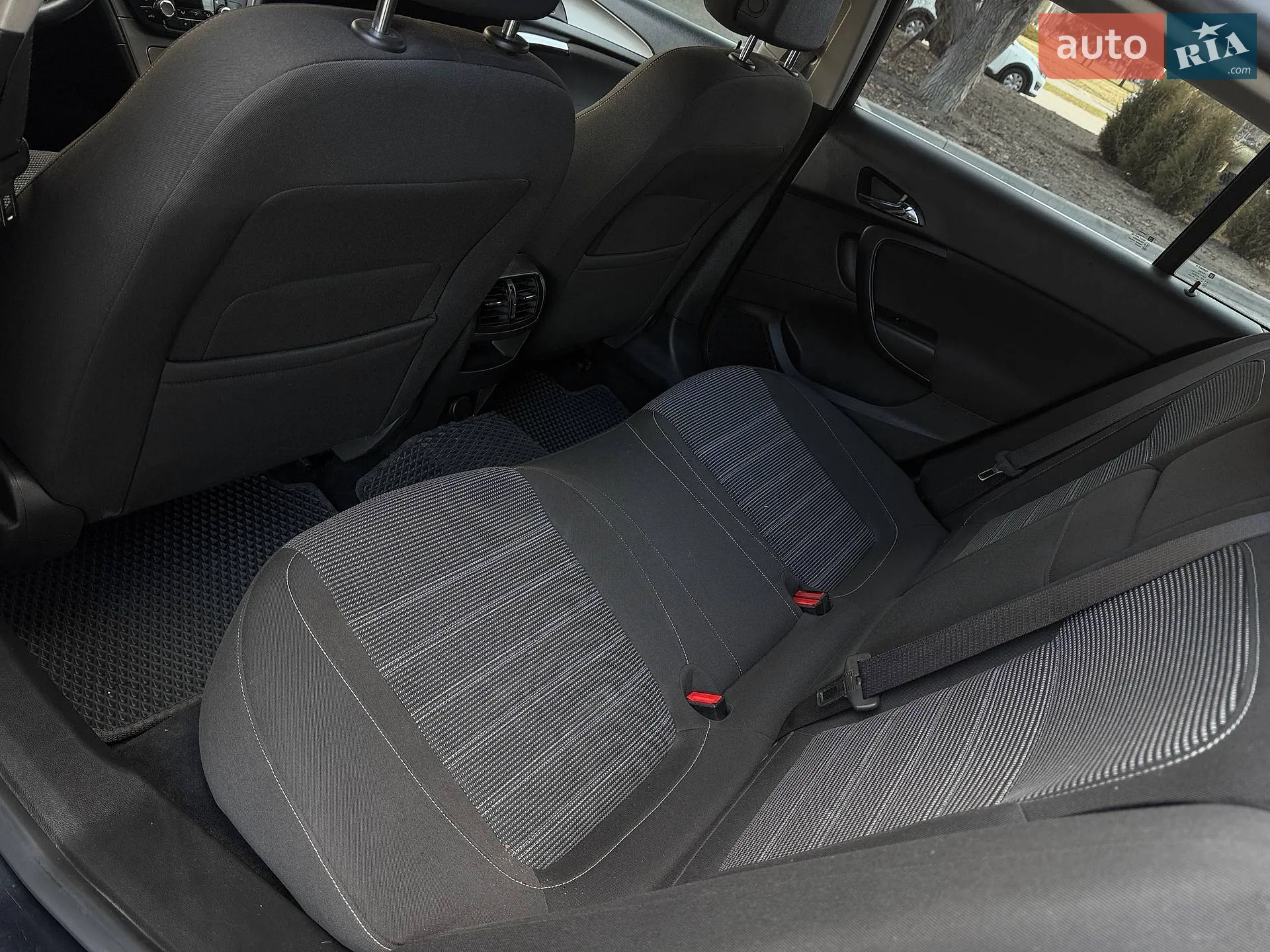 2013 Opel Insignia - мініатюра 13