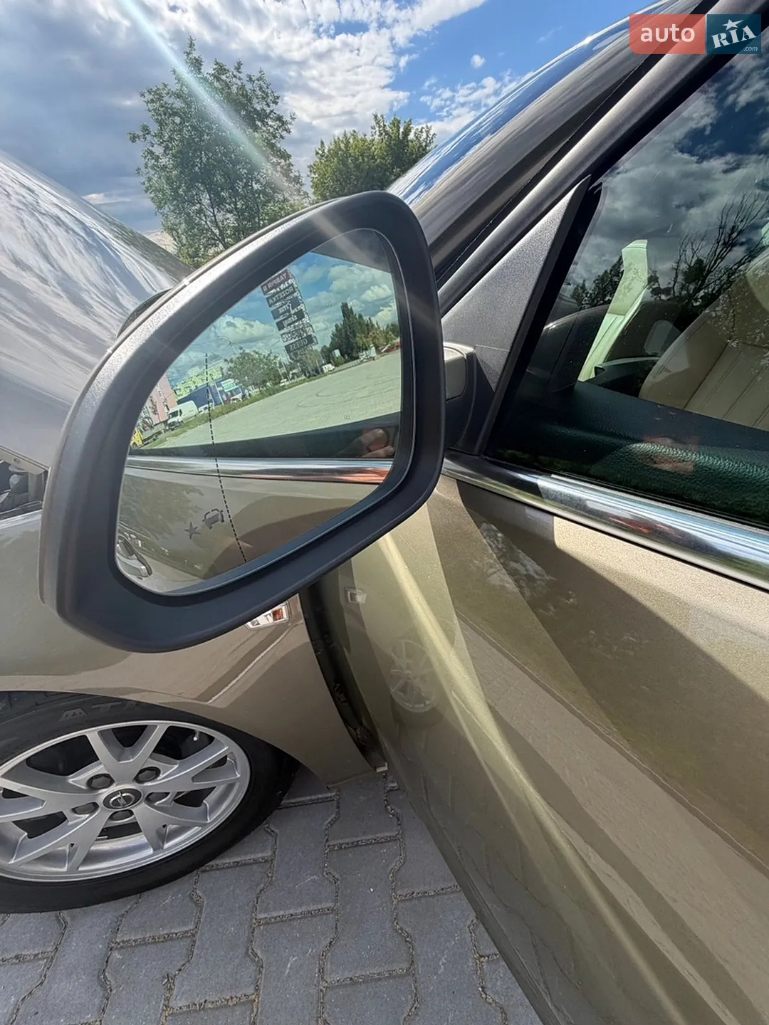 2014 Opel Insignia - мініатюра 10