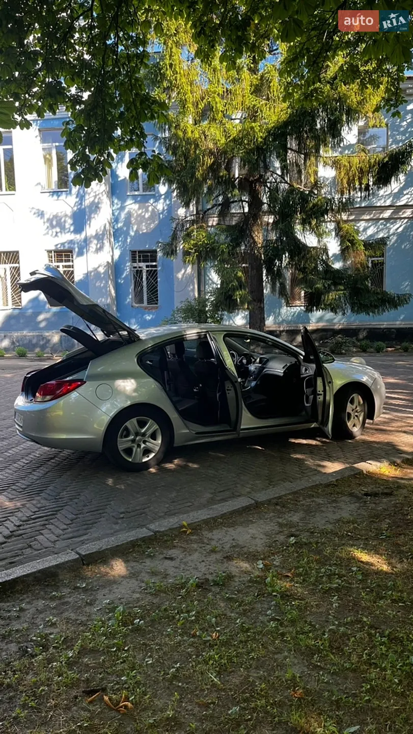 2010 Opel Insignia - мініатюра 19
