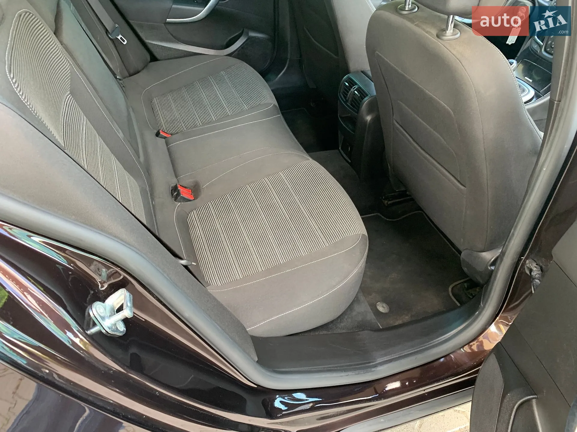 2015 Opel Insignia - мініатюра 18