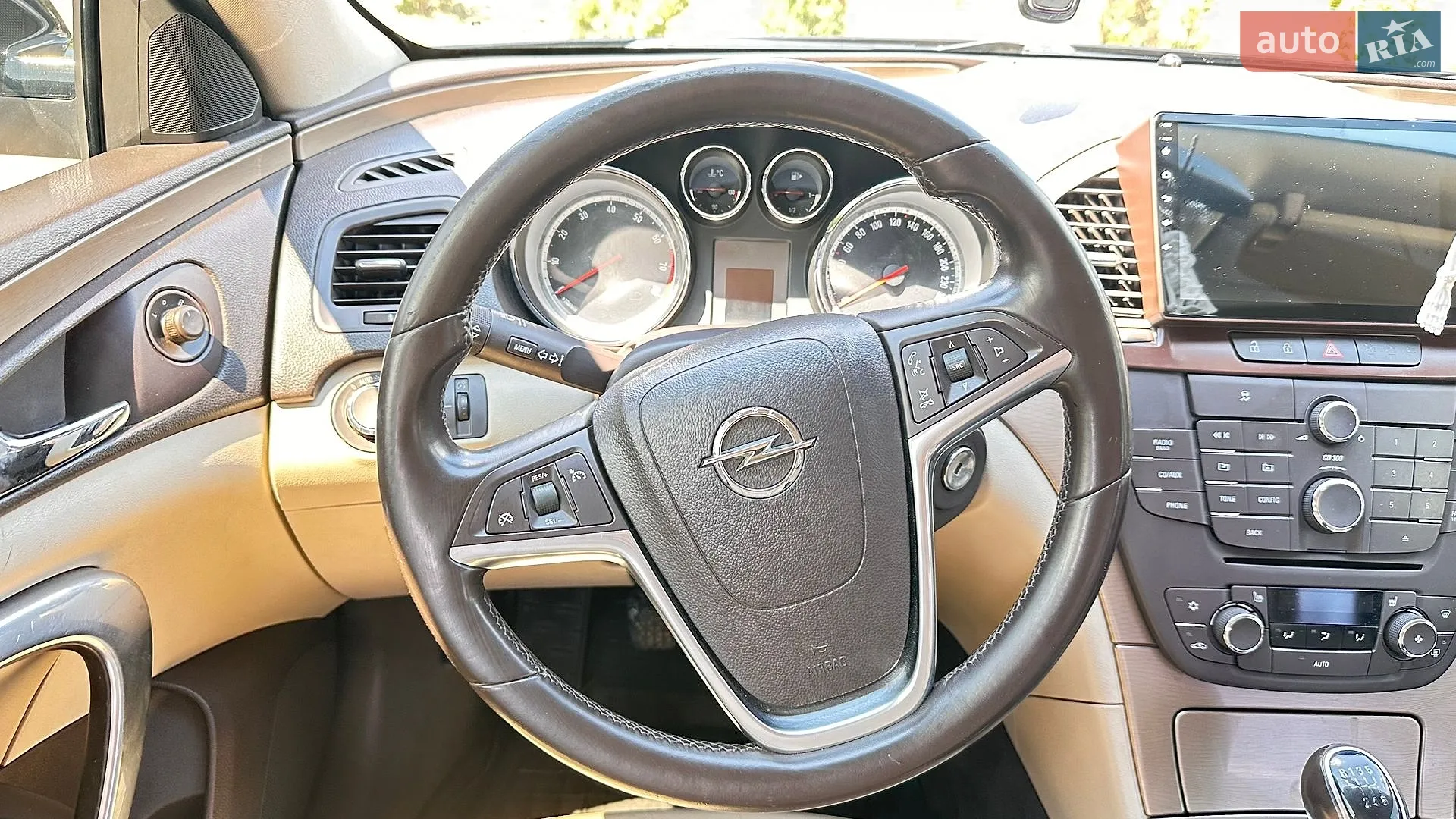 2010 Opel Insignia - мініатюра 11
