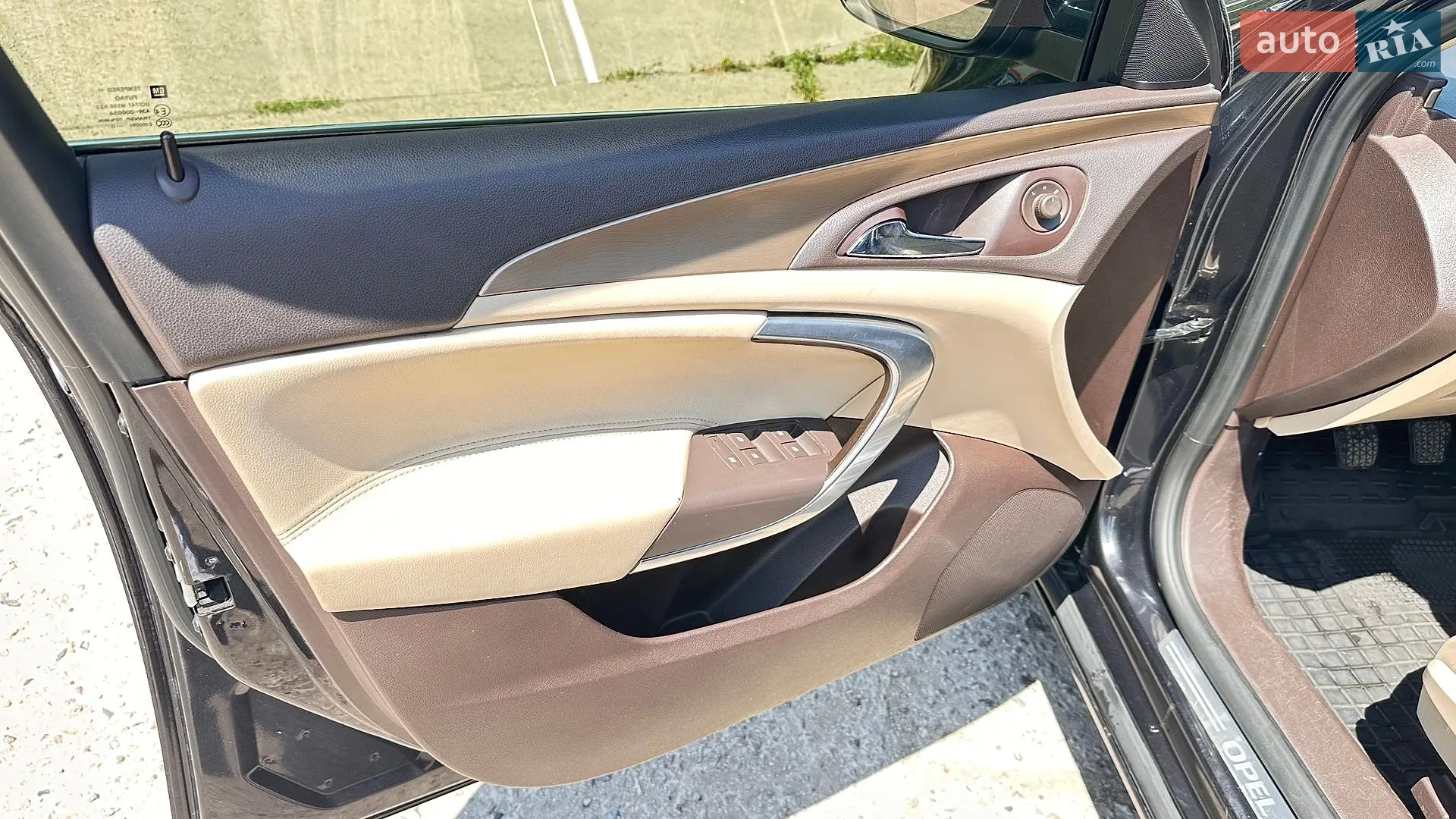 2010 Opel Insignia - мініатюра 15