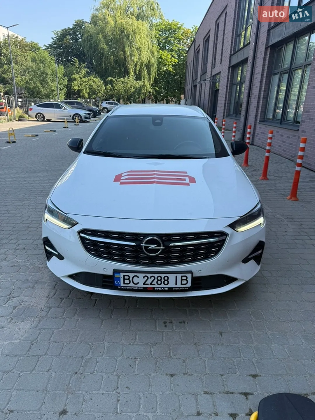 2022 Opel Insignia - мініатюра 3