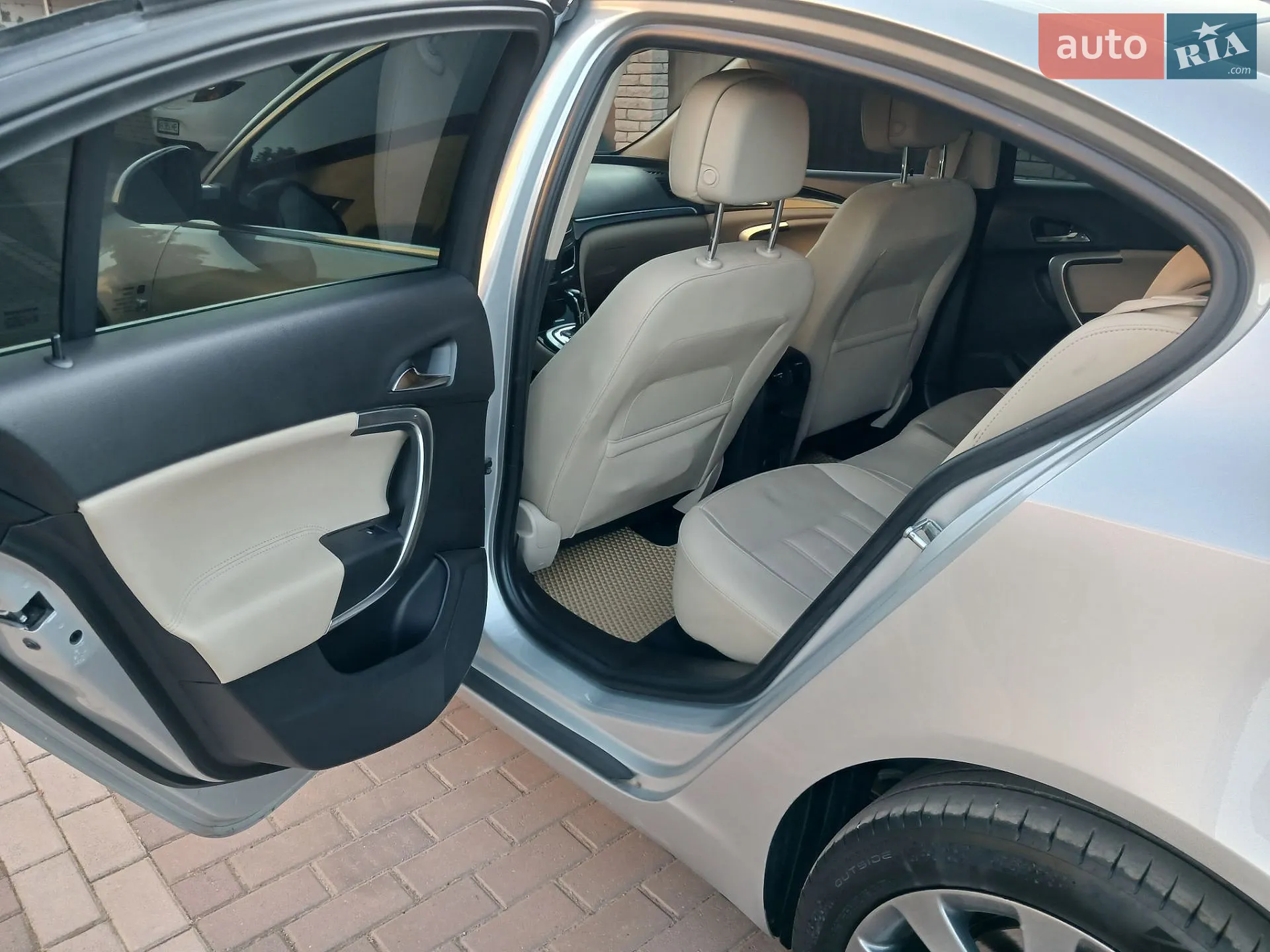 2016 Opel Insignia - мініатюра 11
