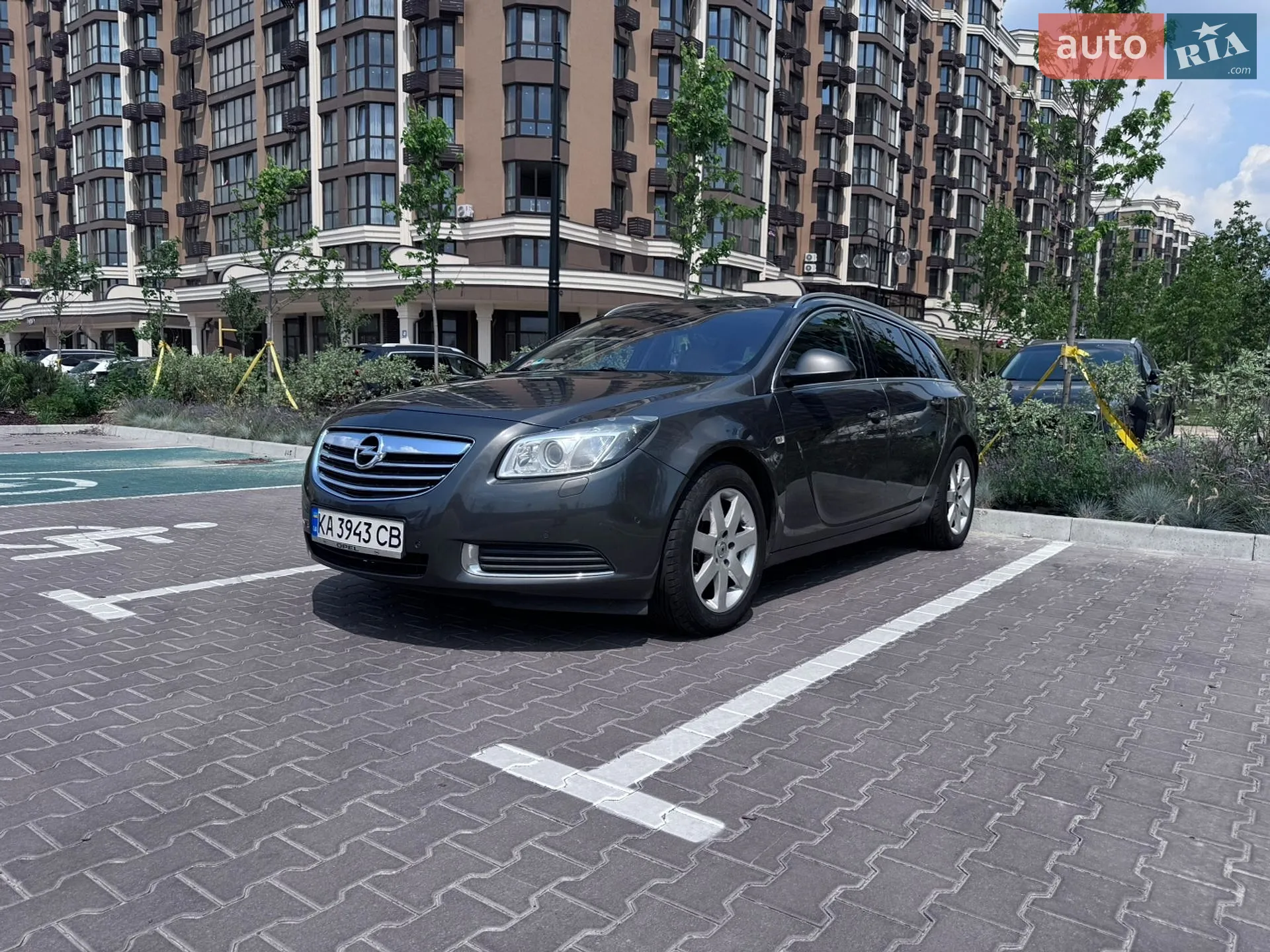 2010 Opel Insignia - мініатюра 17