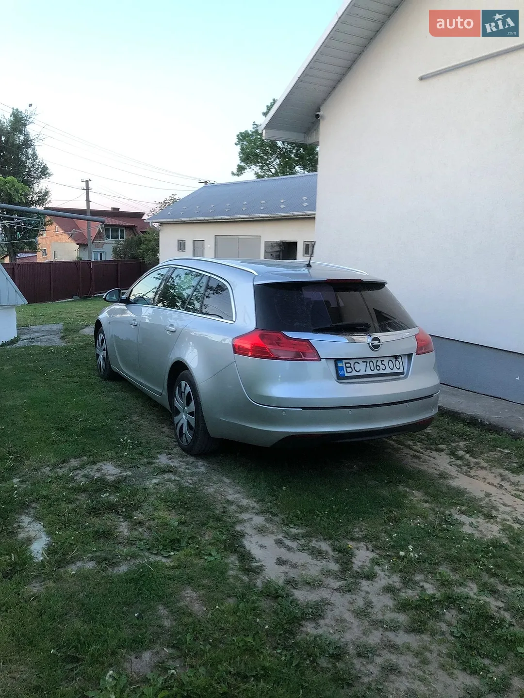 2010 Opel Insignia - мініатюра 11