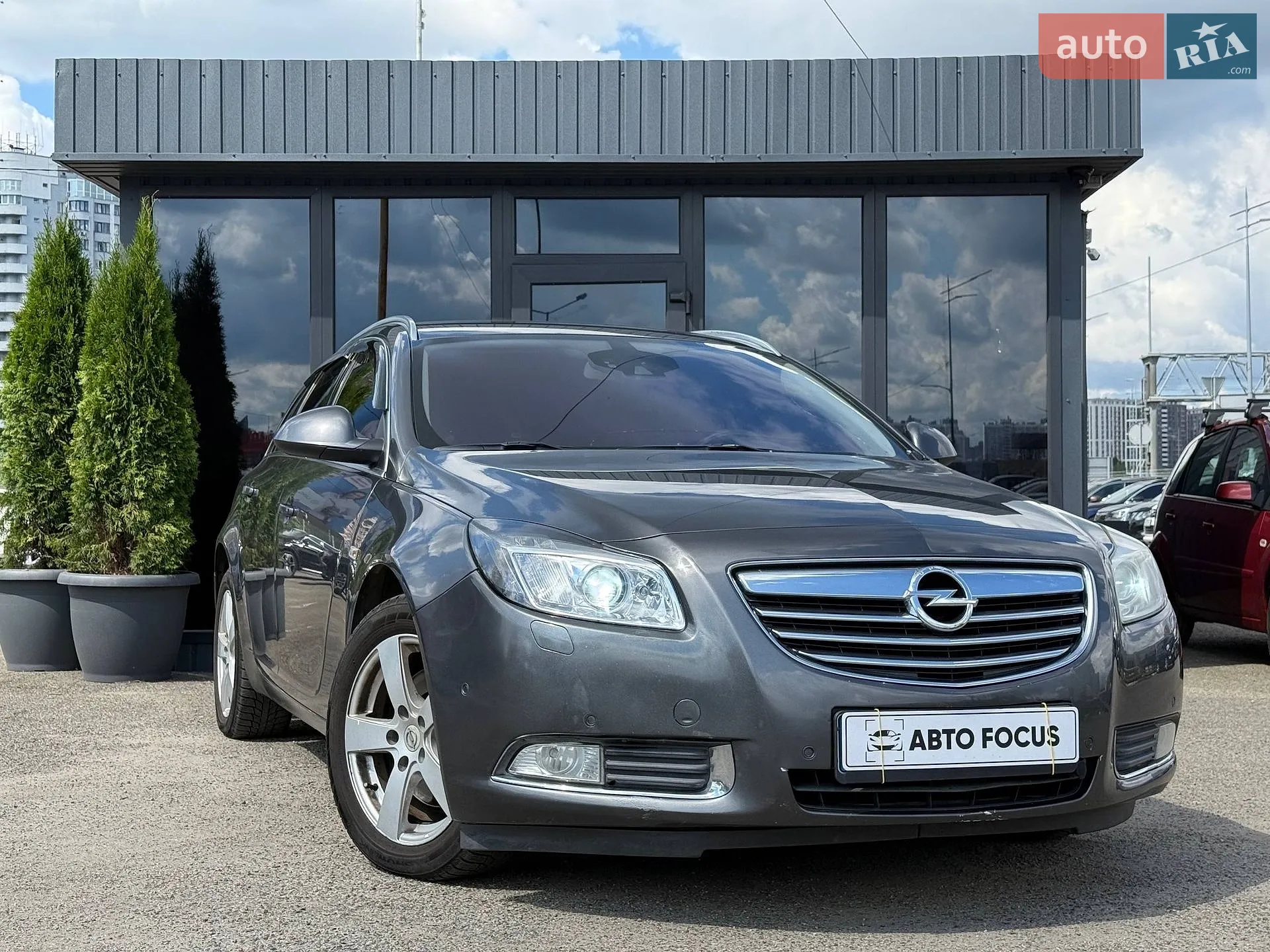 2010 Opel Insignia - мініатюра 2