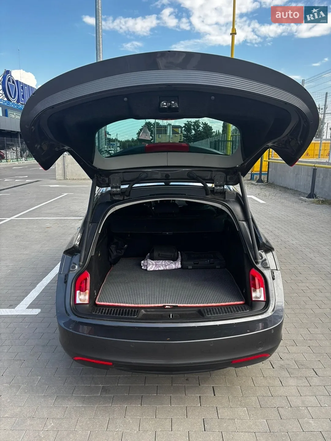 2011 Opel Insignia - мініатюра 9