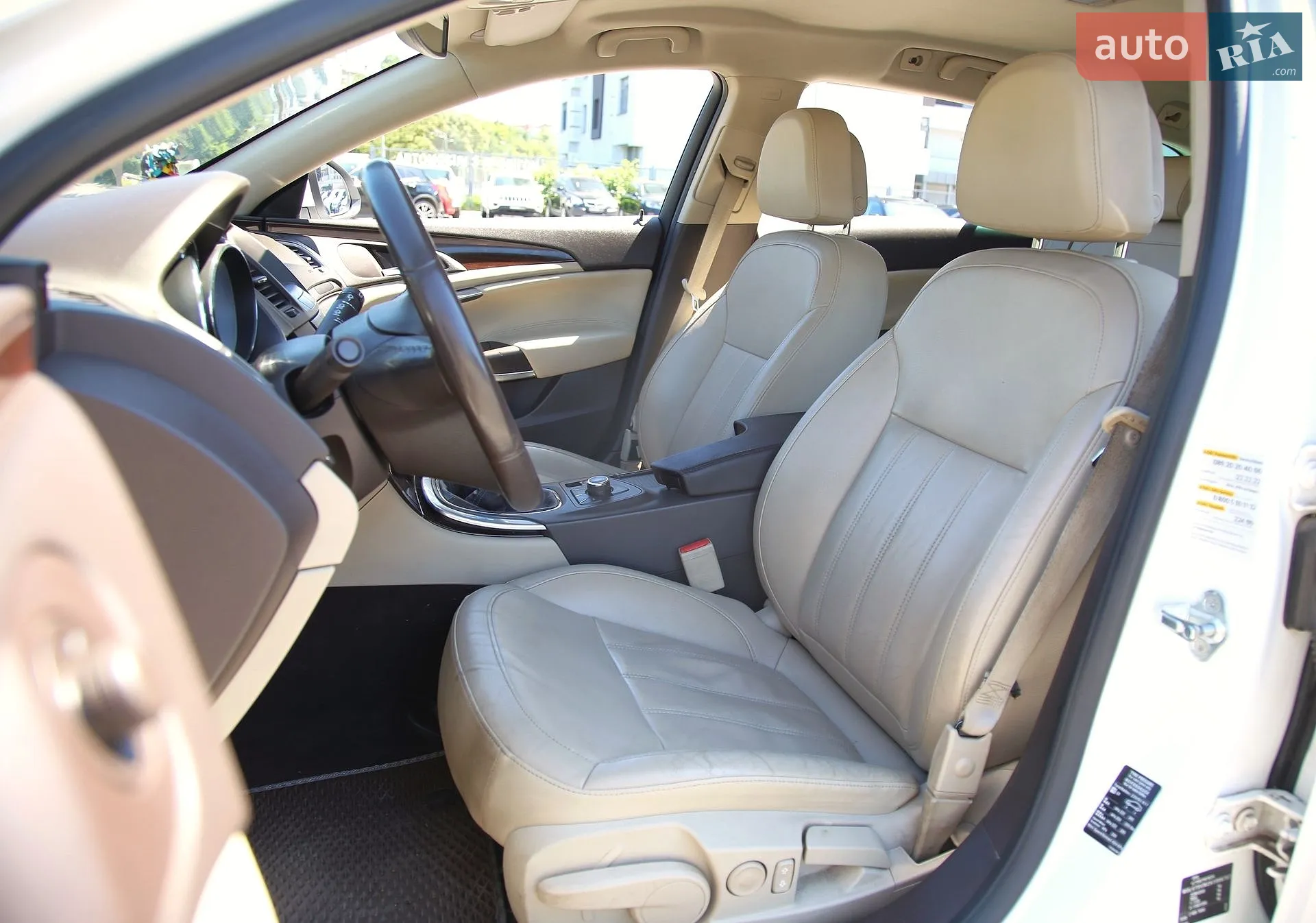 2010 Opel Insignia - мініатюра 7