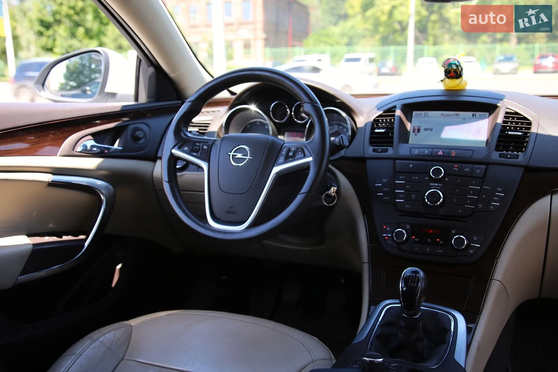 2010 Opel Insignia - мініатюра 11