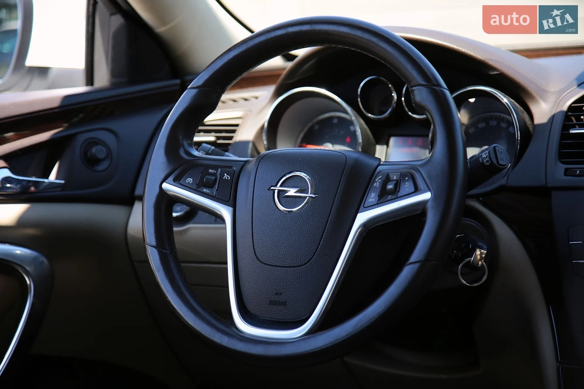 2010 Opel Insignia - мініатюра 14