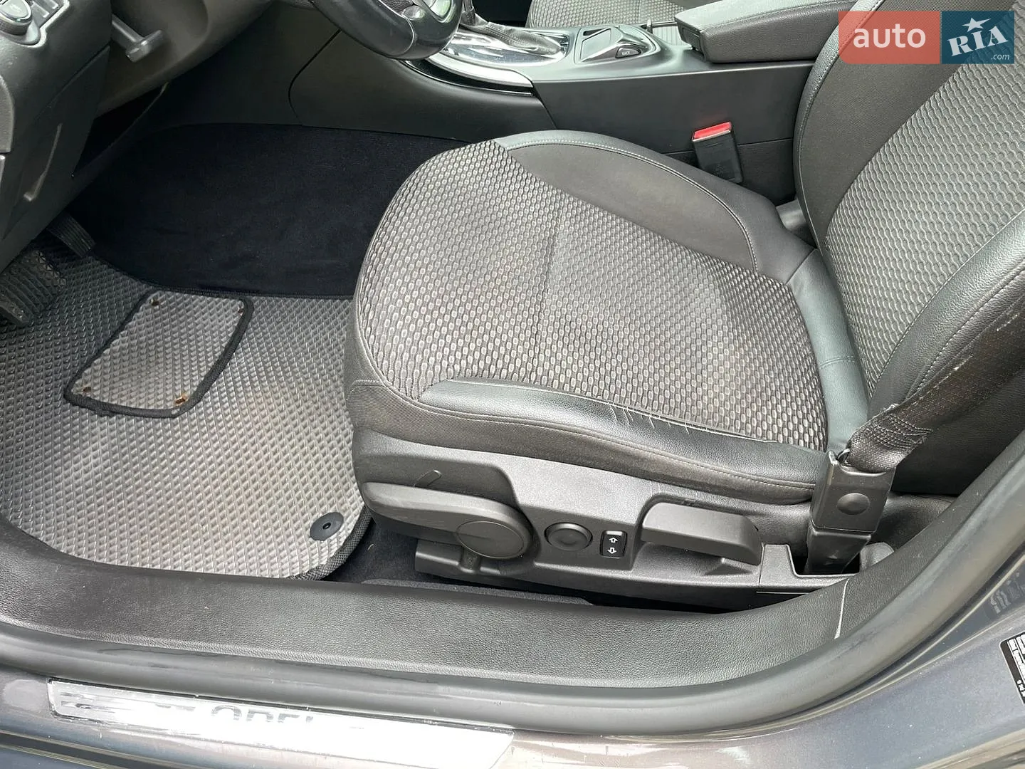 2014 Opel Insignia - мініатюра 19