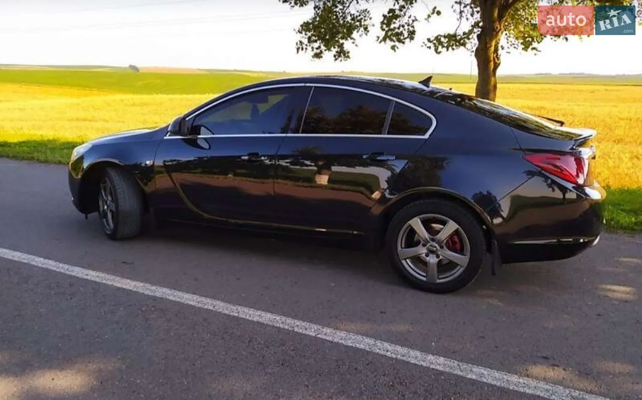 2010 Opel Insignia - мініатюра 2