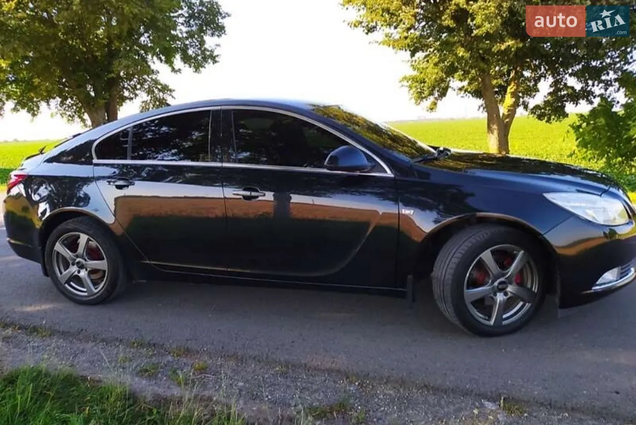 2010 Opel Insignia - мініатюра 8
