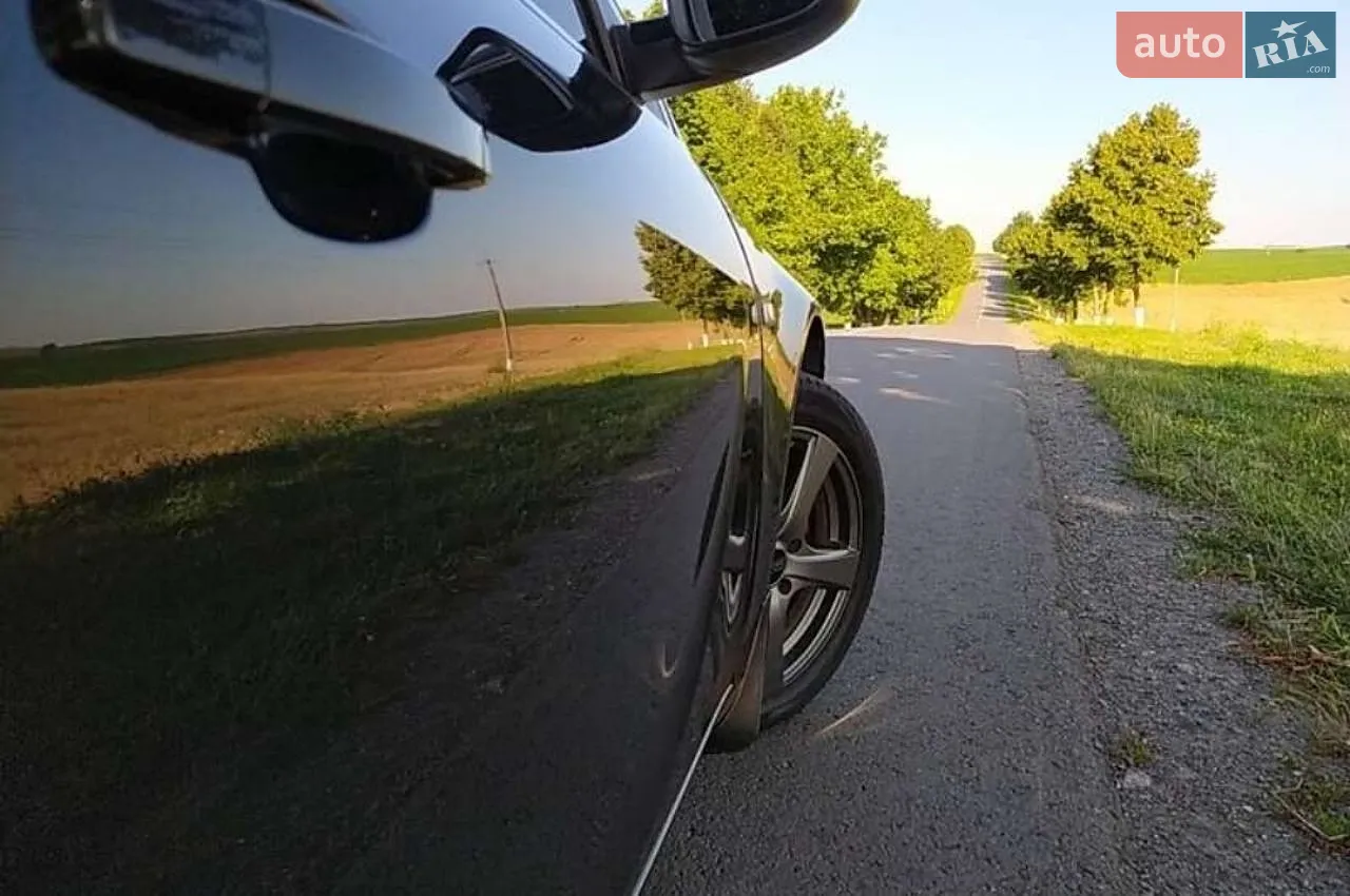 2010 Opel Insignia - мініатюра 12