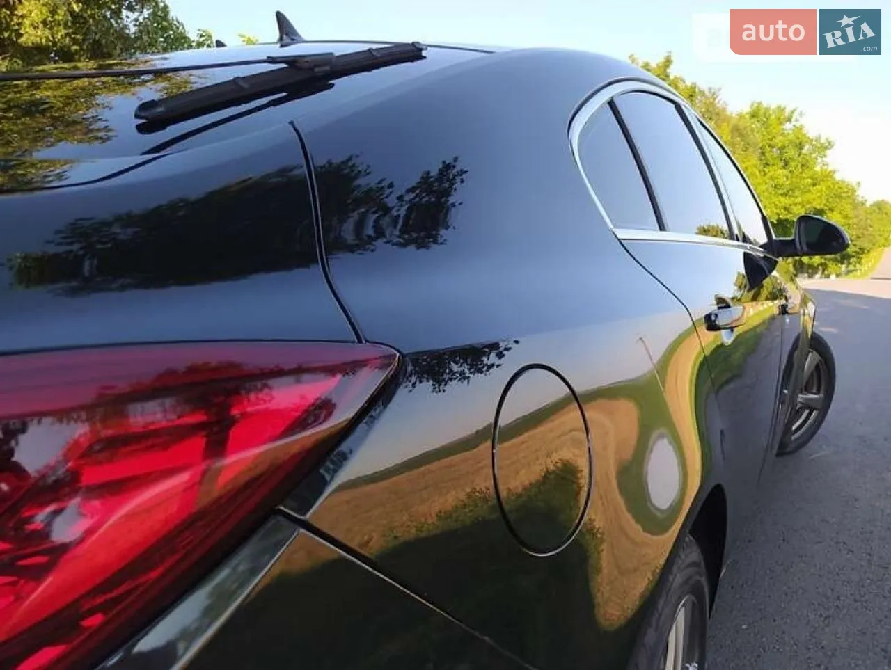 2010 Opel Insignia - мініатюра 14