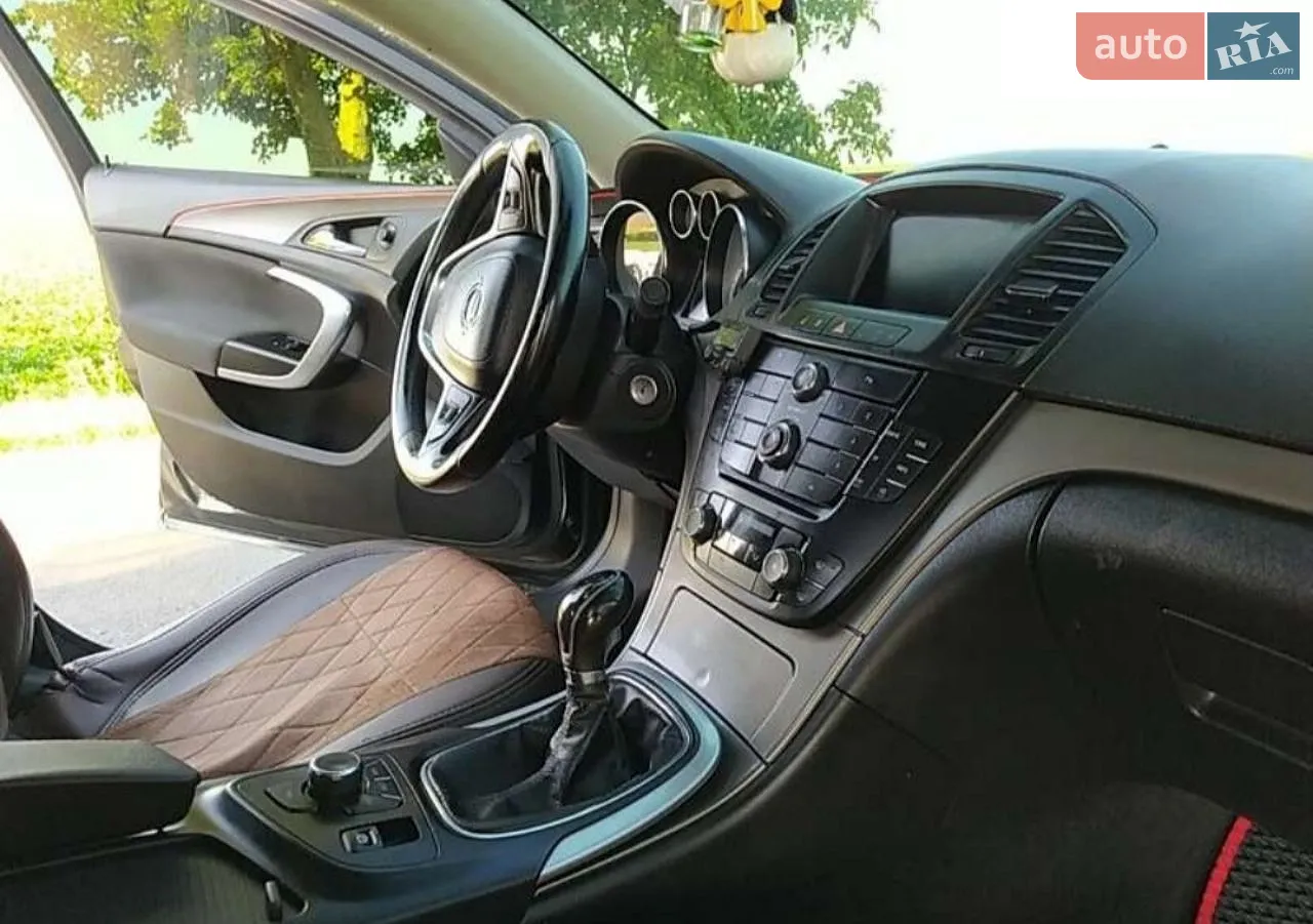 2010 Opel Insignia - мініатюра 17