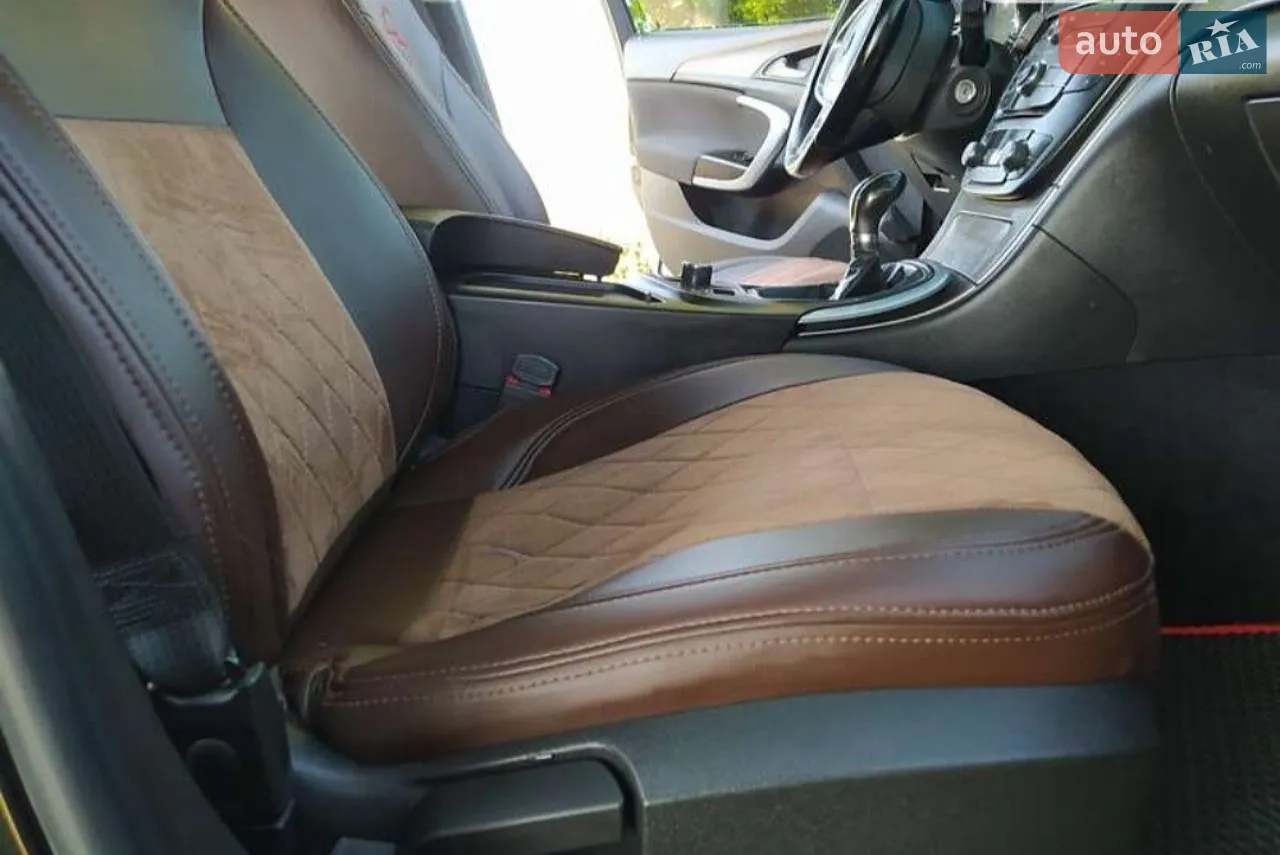 2010 Opel Insignia - мініатюра 18