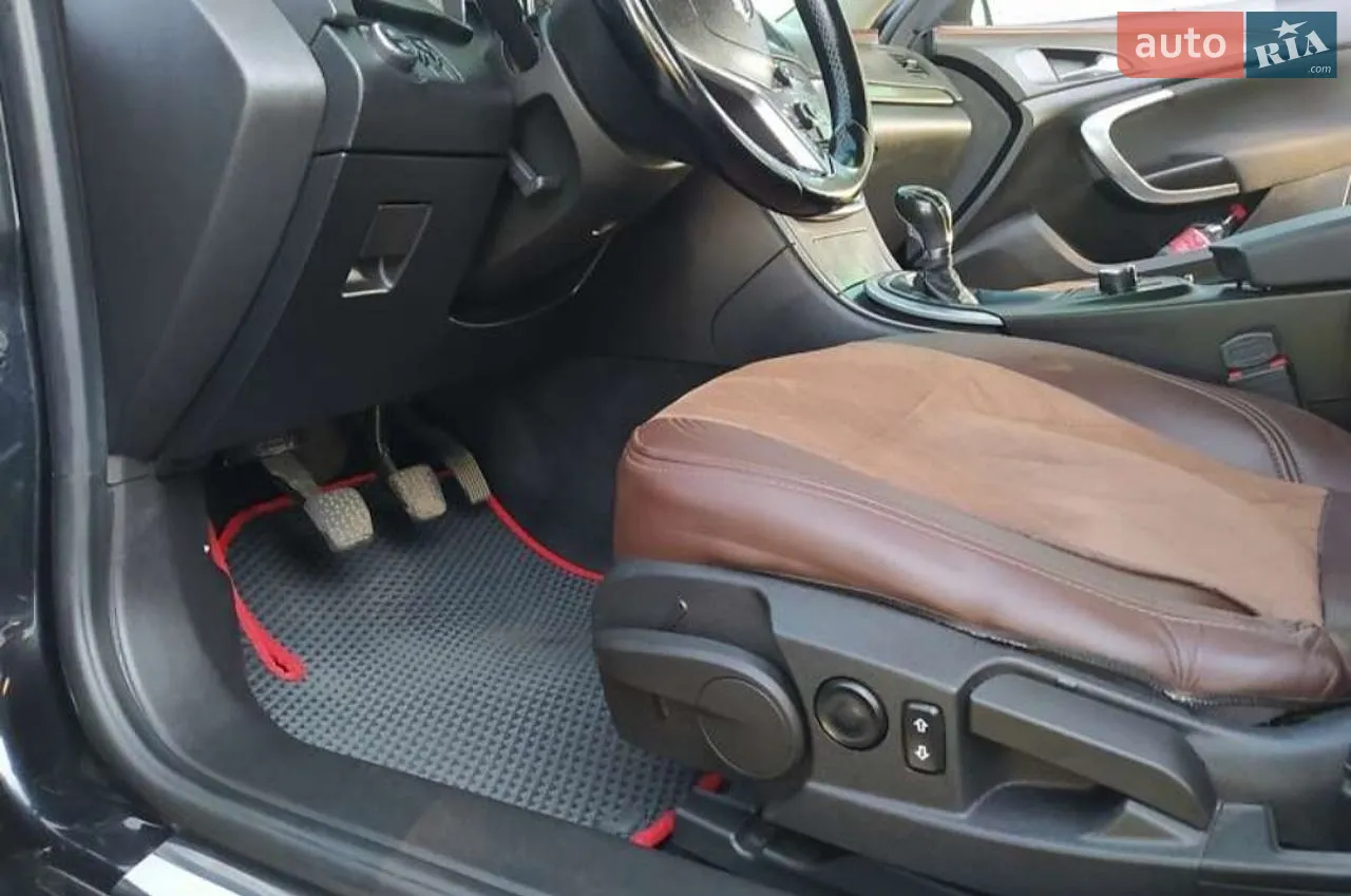 2010 Opel Insignia - мініатюра 20
