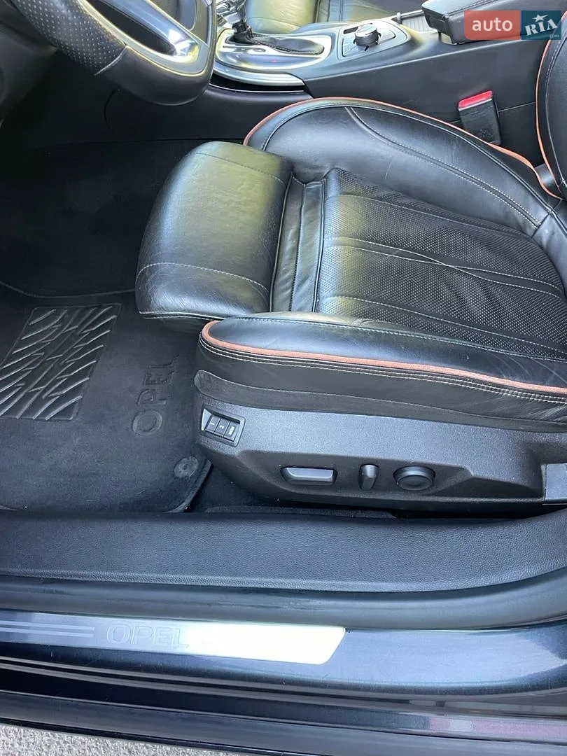 2012 Opel Insignia - мініатюра 12