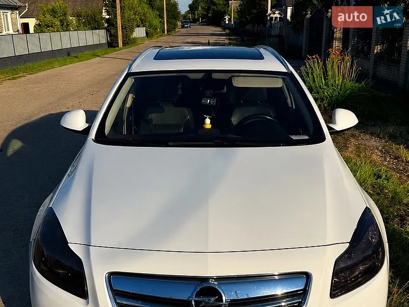 Opel Insignia 2011