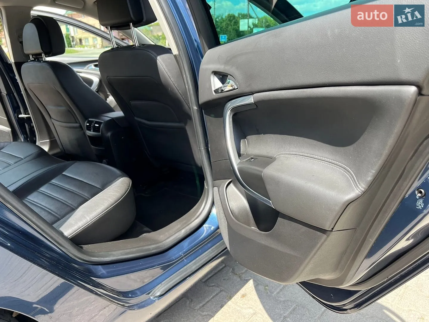 2011 Opel Insignia - мініатюра 11