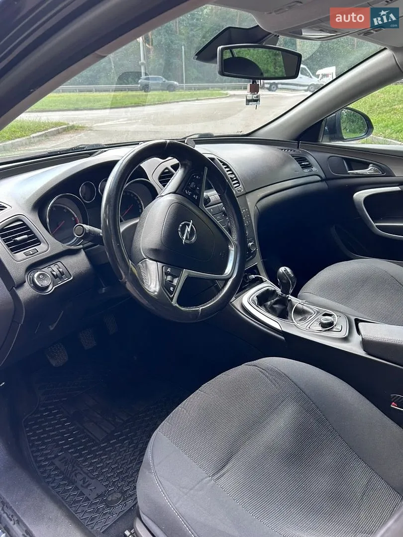 2010 Opel Insignia - мініатюра 15