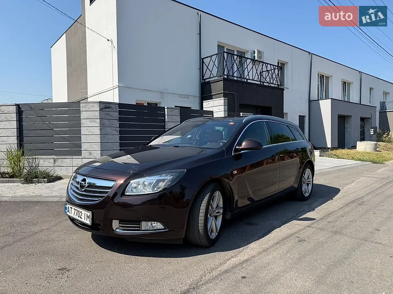 Opel Insignia 2011