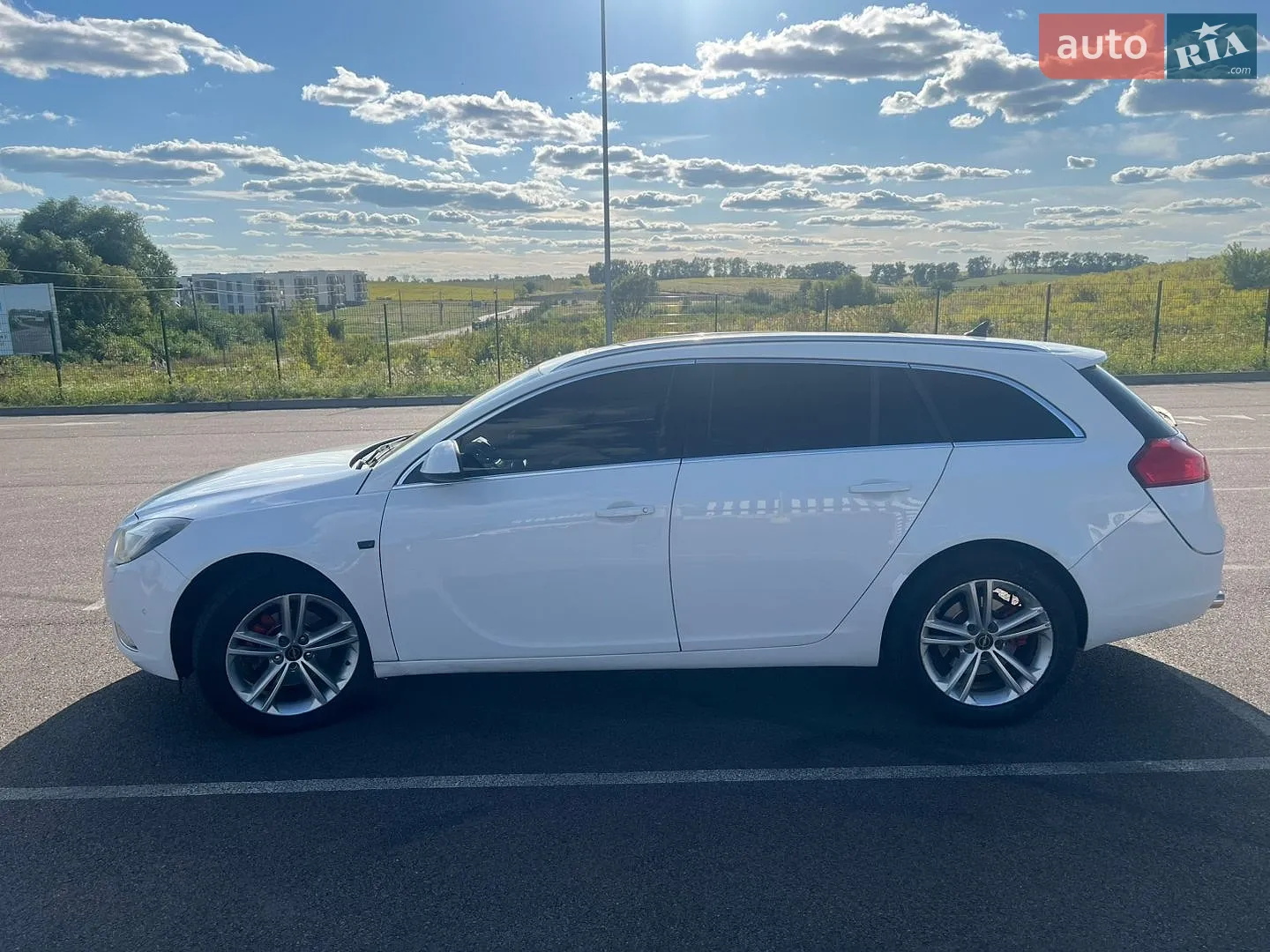 2010 Opel Insignia - мініатюра 3