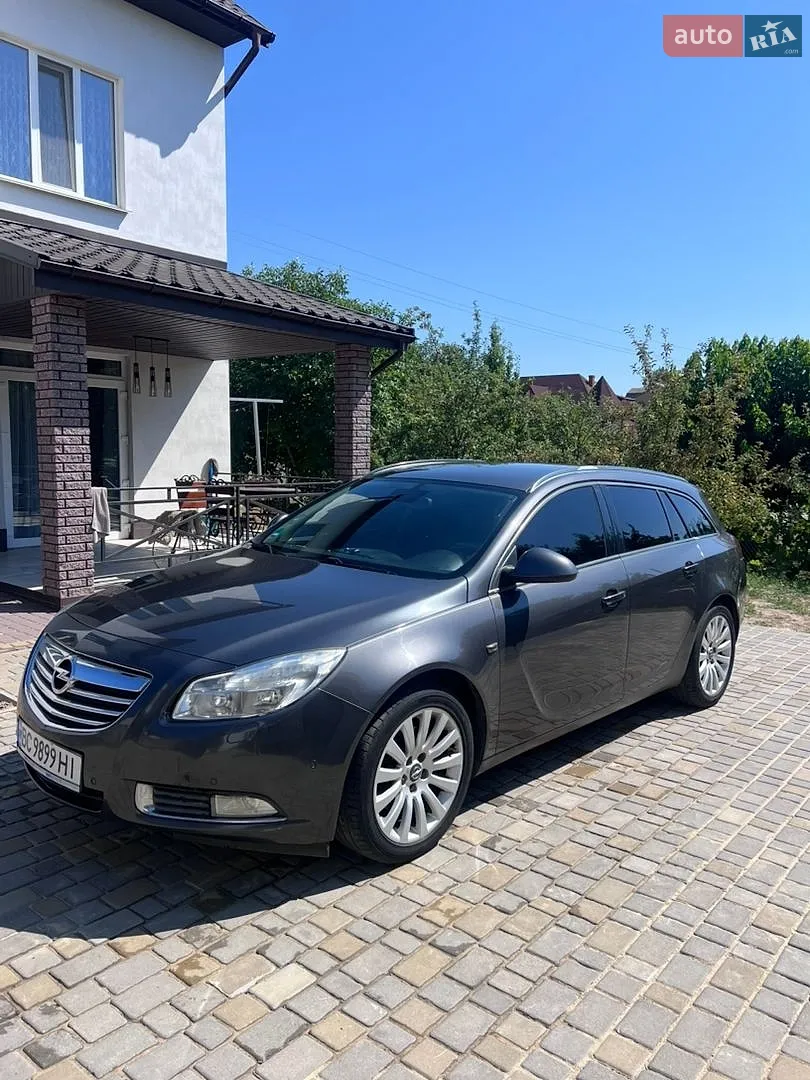 2011 Opel Insignia - фото 1