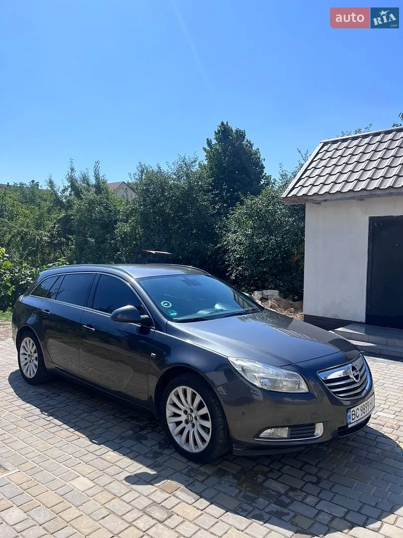2011 Opel Insignia - мініатюра 2