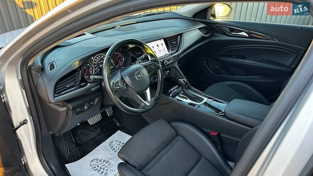 2017 Opel Insignia - мініатюра 28