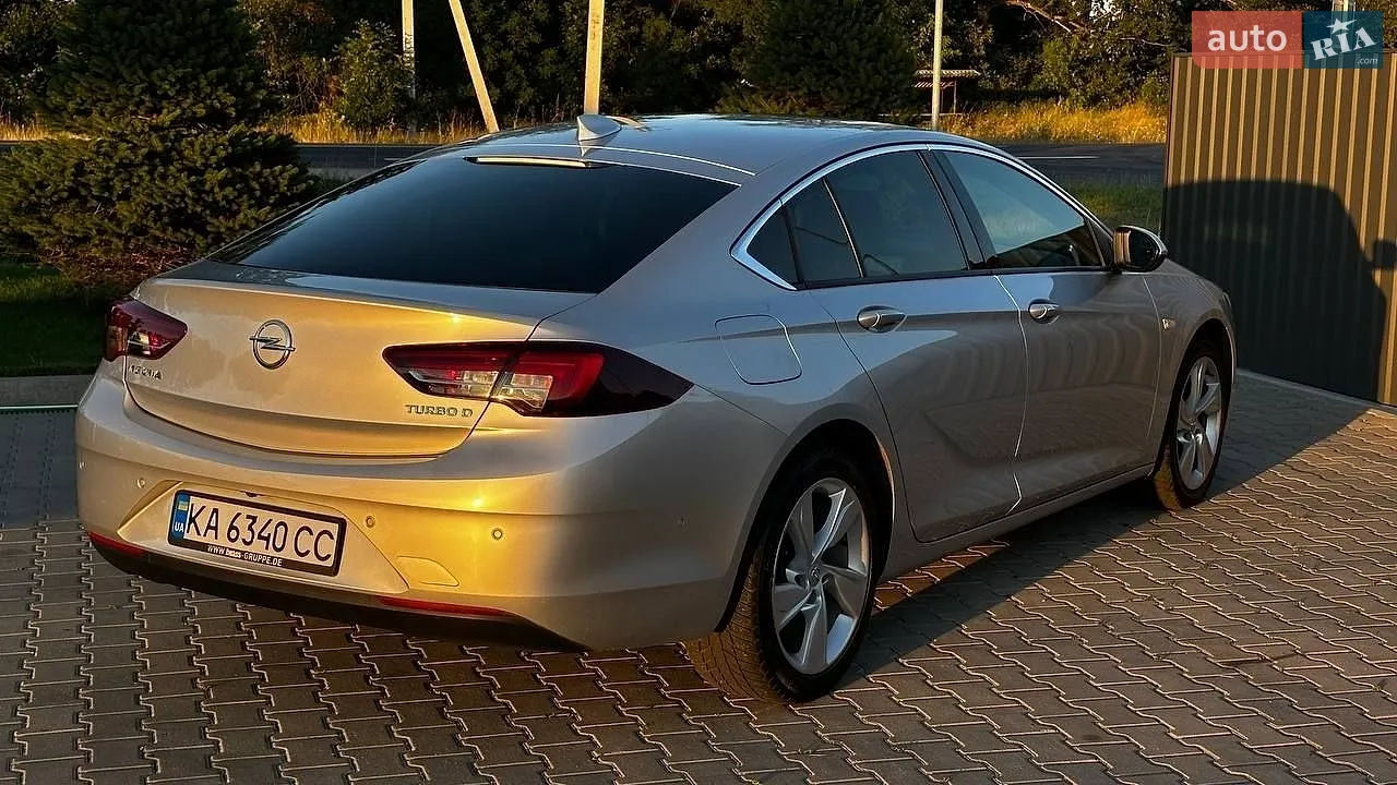 2017 Opel Insignia - мініатюра 12
