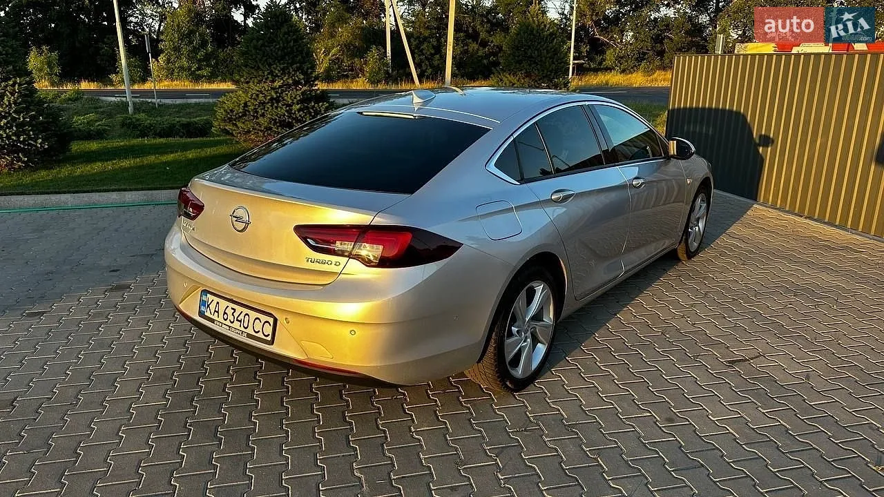 2017 Opel Insignia - мініатюра 8